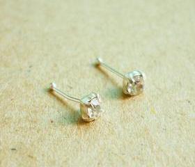 3 mm Small Clear CZ Nose Stud/Nose Earring - Nose Jewelry - Nose Piercing - 925 Sterling Silver Earrings - Gift under 10