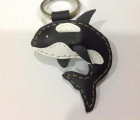 Bob the Killer Whale Leather Keychain ( Black )