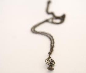 Small Fan Vintage Style Antique Brass Necklace, perfect for a Vintage Style Wedding - Stay Cool