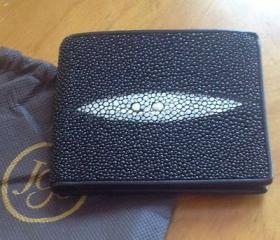 Genuine Stingray skin Bifold Wallet