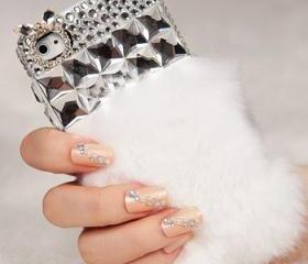 Beautiful White Diamond Fluffy Style Rabbit Fur Case for iphone 4 / 4s
