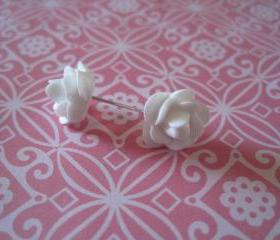 White Flower Post Earrings