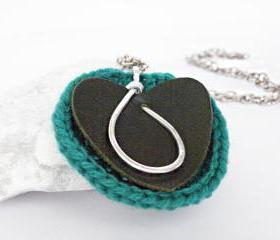 Long Pendant Necklace Dark Green Leather. Oval Hammered Aluminum Emerald Green Crochet Woollen Disc Handmade.