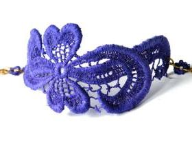 Purple Vintage Bracelet Lace Cuff Vintage Lace Jewelry Italian Fashion Jewelry Upcycled Jewellery Unique Jewelry Handmade by SteamyLab.