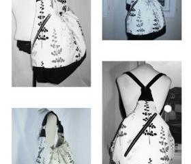 Extra large White canvas tote bag, Convertible backpack 17 inches laptop bag - Loating Petals Black