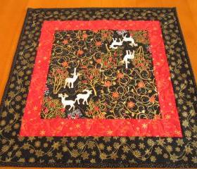 Christmas Table Topper Reindeer Square
