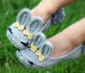 Womens Bunny House Slipper PDF crochet pattern - six sizes included - Women's 5 - 10 - Pattern number 212