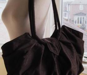 Large brown canvas hobo bag, pleated stylish shoulder bag