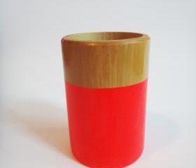 Bamboo base in neon colors orange and pink