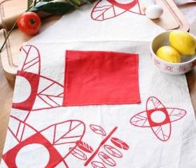 Cook APRON - Natural cotton canvas apron handprinted with flowers and leaves design.