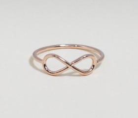 Infinity ring 6.5 size in pink gold - everyday jewelry, delicate minimal jewelry
