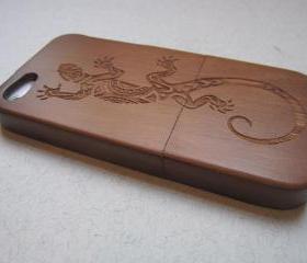 Iphone 5 case - wooden cases bamboo, cherry and walnut wood - Lizard - laser engraved