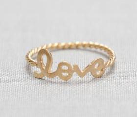 US 6 Size-LOVE word ring in Gold