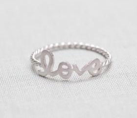 US 6 Size-LOVE word ring in Silver