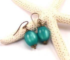 Green Moonglow Earrings