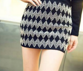 Sexy Zigzag Print Bodycon Skirt in Black