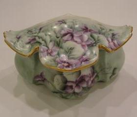 Sweet Green Purple RS Germany Prussia Porcelain China Dresser Box