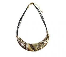 Ethnic Etched Zebra Pattern Collar Necklace