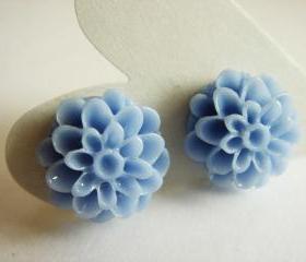 Romance Blue Mum Flower Studs