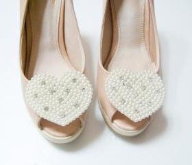 Ivory Pearl beads heart shoe clips,Set of 2 for bridal wedding
