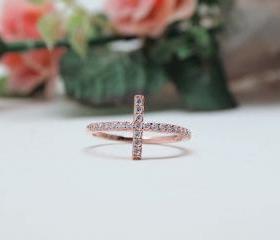 RHINESTONE SIDEWAYS CROSS ring in Gold Pink-size 7