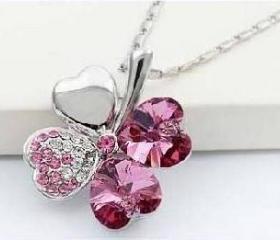 New Swarovski Crystal Lucky Four Leaf Clover Pendant Necklace