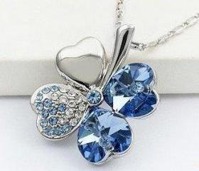 New Swarovski Crystal Lucky Four Leaf Clover Pendant Necklace