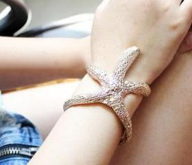 Bohemian Golden Starfish Cuff Bracelet