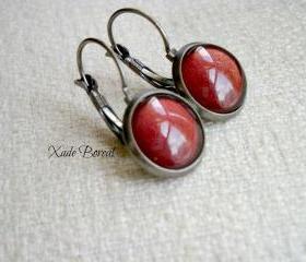 Dangle Earrings - Antiqued Silver Gunmetal - Red wine