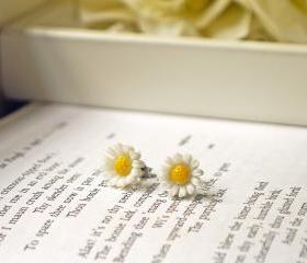 Vintage White Daisy Titanium Post Earrings. Innocence. Loyal Love.