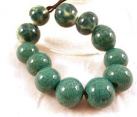 Emerald Green Lampwork beads Set of 12
