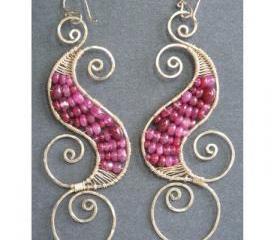 Luxe Bijoux 129 Hammered swirl earrings with ruby