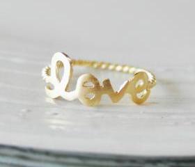 Love ring 6.5 size in gold
