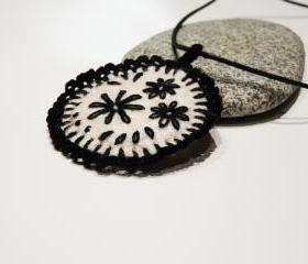Embroidery Felt Crocheted Necklace pendant Wool jewelry