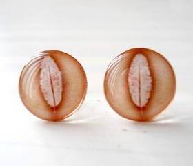 Feather Earrings in Beige White, Beautiful Medium Studs, Super Gift for her