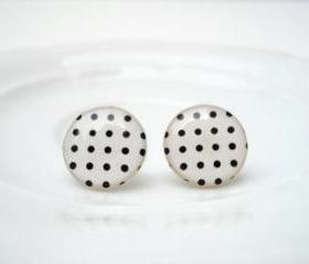 Polka dots Ear Stud Earrings, Black and White, Gift Bridesmaids 