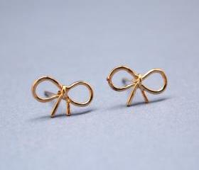 Little Bow Stud Earrings in GOLD