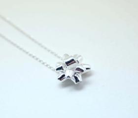 Gift Wrapping Bow Necklace in silver
