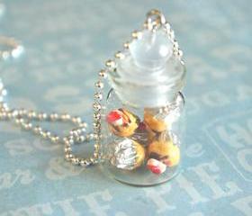 cupcakes in a jar necklace