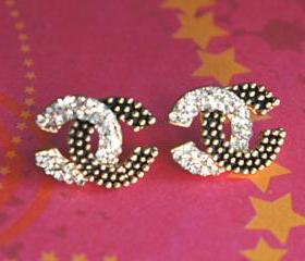 studded cc logo earrings