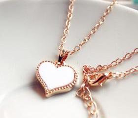 White heart necklace