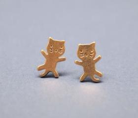 cute and unique tiny kitty cat post earrings in gold