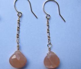 14K Gold Moonstone Earrings, Gold Peach Moonstone Earrings, June Birthstone Earrings, Mothers Day Gift, Bridesmaid Gift