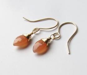 14K Gold Moonstone Earrings, Gold Peach Moonstone Earrings, June Birthstone Earrings, Mothers Day Gift, Bridesmaid Gift