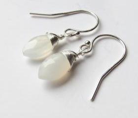 Sterling Silver Moonstone Earrings, Dangle Earrings, June Birthstone Earrings, Bridesmaid Gift, Wedding Gift, Mothers Day Gift