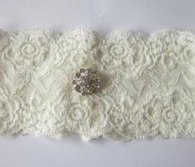 Ivory Garter/ Wedding Garter / Bridal Garter - Now Available in IVORY - The Original Simply Chic Garter