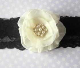 Bridal Garter - Black Lace & Ivory Stardust SINGLE Garter