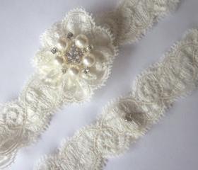 Ivory Garter Set / Wedding Garter - Simply Lace Bridal Garter Set