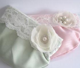 Set x 5 Includes 10% Discount - Wedding / Bridal / Bridesmaid Gift - Simply Lace Clutch Purse - Stardust Brooch Bridesmaid Purse