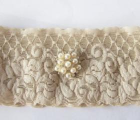 Simply Chic Bridal Garter - Champagne